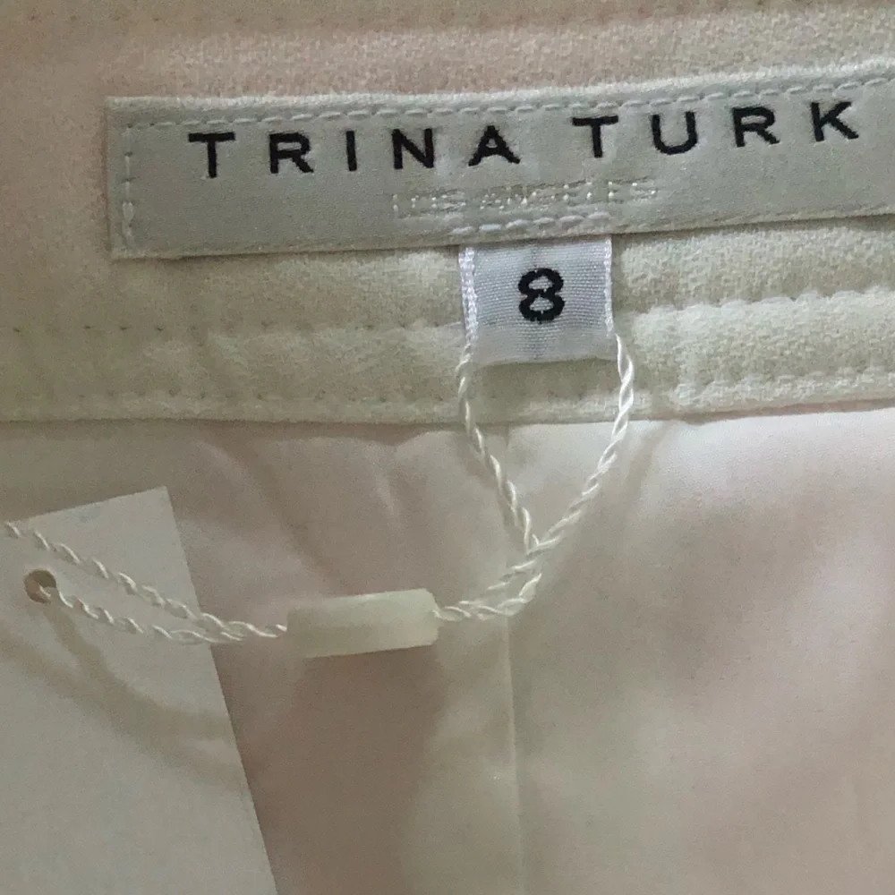 Trina Turk Daulton Crepe Short in White Size 8 - Picture 7 of 7
